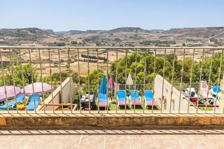 Gawhra - 3 BR Villa with Private Pool - BAG 49938