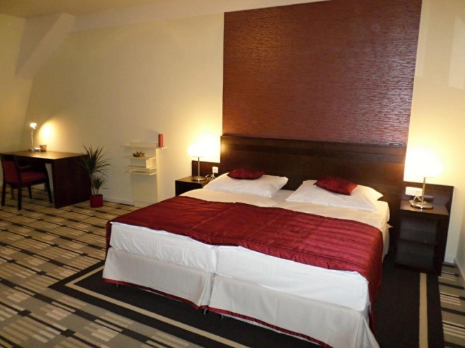 1 Bedroom Superior Apartment