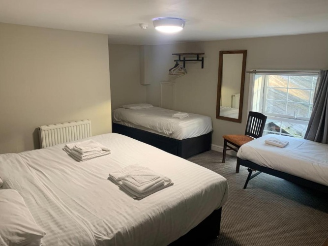 Standard Quadruple room