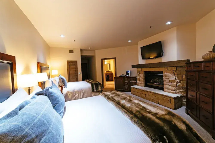 Deluxe Two Queen Room With Fireplace Hotel Room by RedAwning