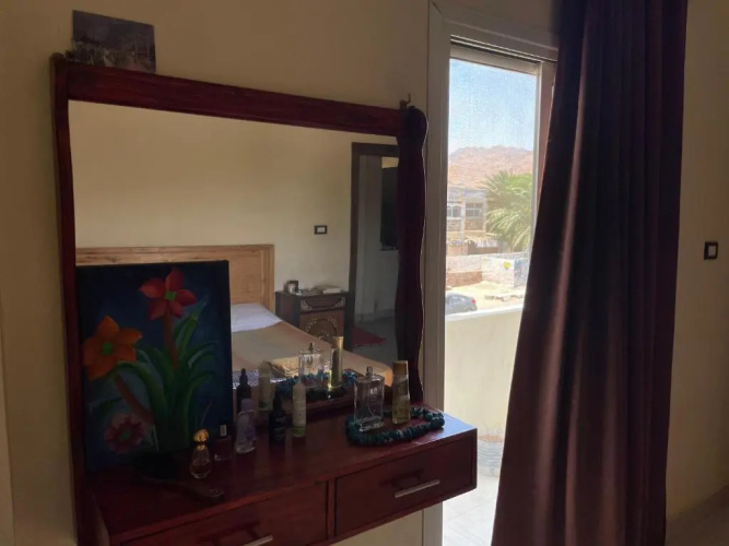 The Mountain View Apartment