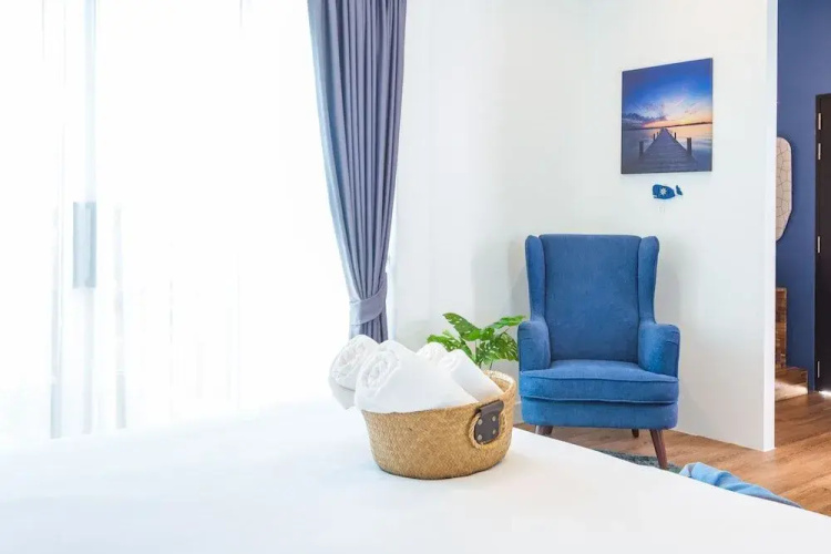 The Seaton House Phuket
