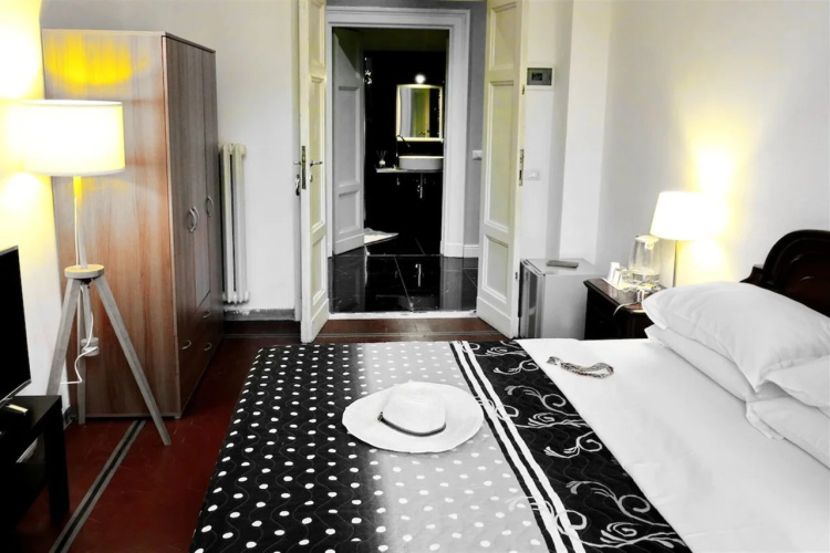 NIK King Rooms