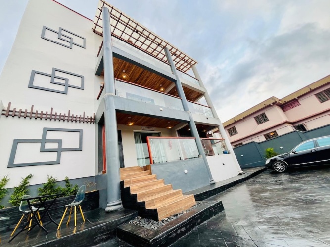 Eks Peak - Kumasi