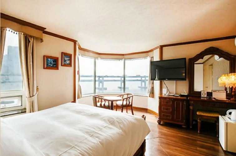 Hotel Castle Beach