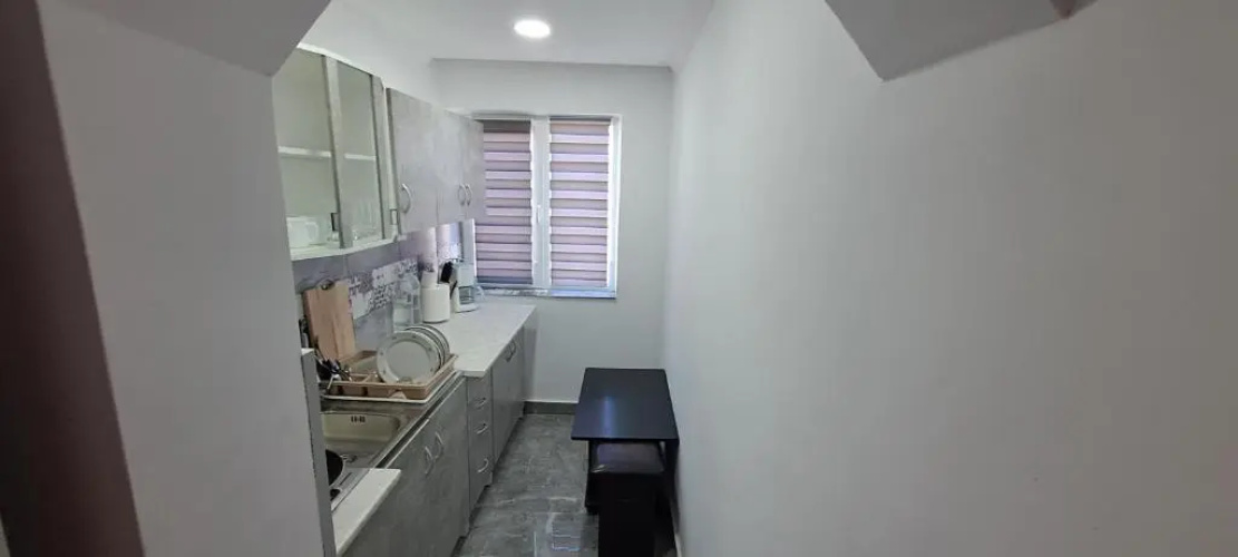 Apartament Bratu strada Rozelor Etaj 3