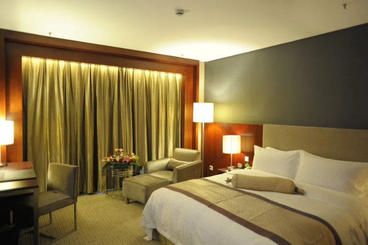 Junyi Dynasty Hotel