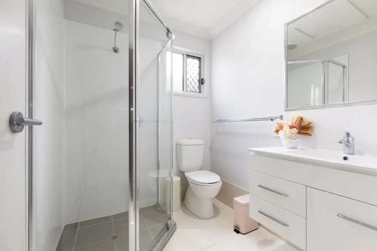 Smart Suites Self Check-in Apartments - 39 Freney
