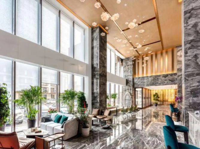 Baolifeng International Business Hotel