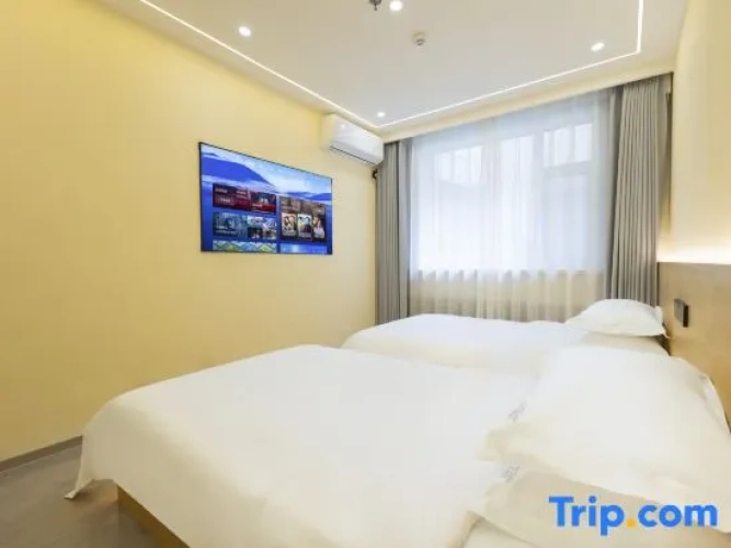 2 Bedrooms Suite