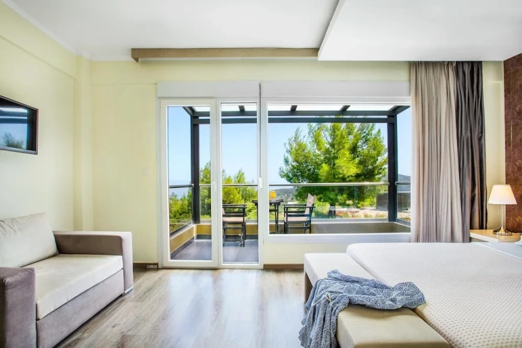 2 Bedrooms Deluxe Quintuple Villa with sea view