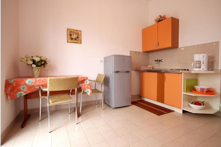 1 Bedroom Apartment with sea view