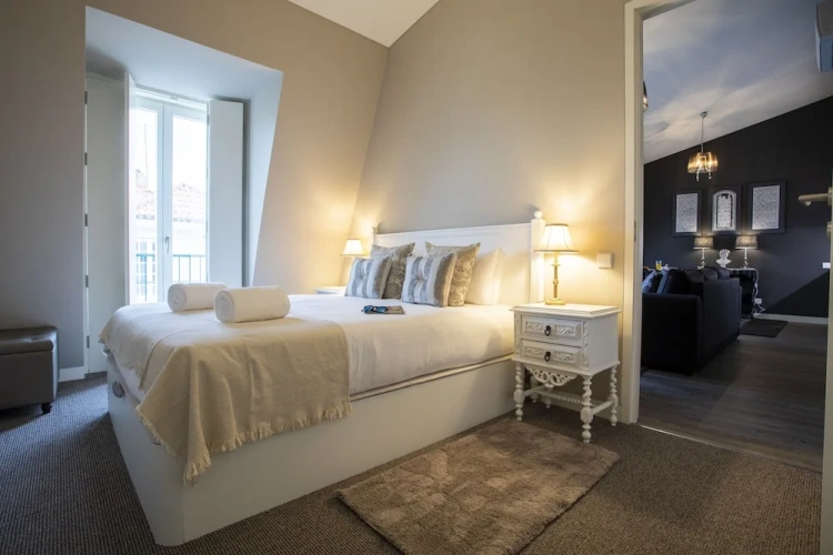 1 Bedroom Deluxe Apartment