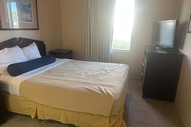 Guest Cottages & Suites