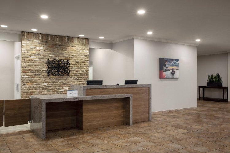 Candlewood Suites Downtown by IHG