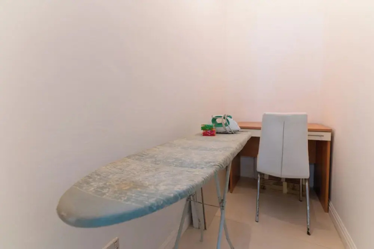 Seaside Cosy Maisonette- 2 mins from sea