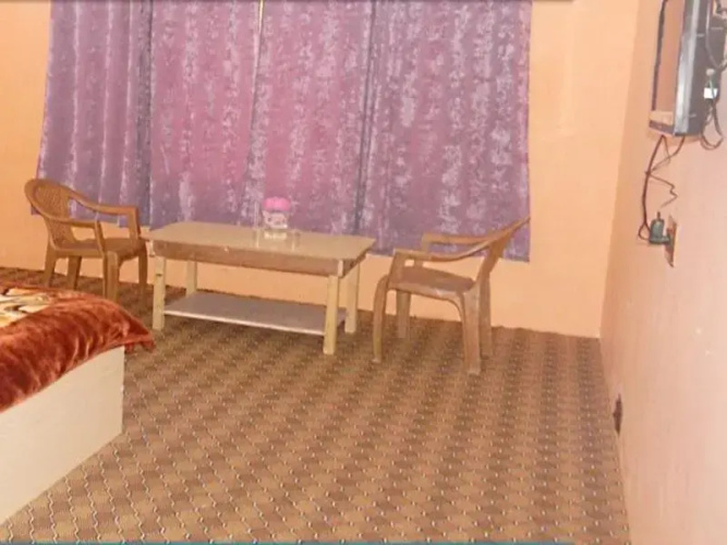 Apple Orchid Resort