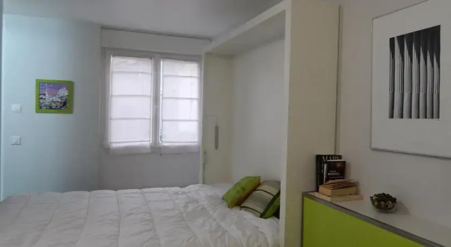 Apartment Paris - Voltaire