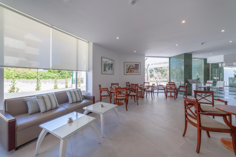 Sky Senses Hotel