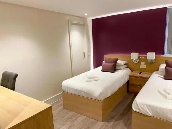 Holtwhites Hotel