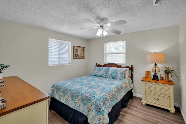 Waterfront Escape With Private Pool & Gulf Access 3 Bedroom Home