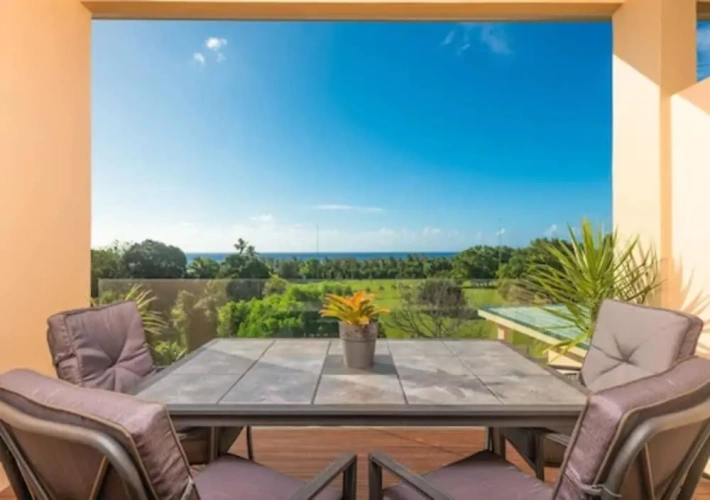 2 Bedrooms Superior Apartment with balcony and with ocean view