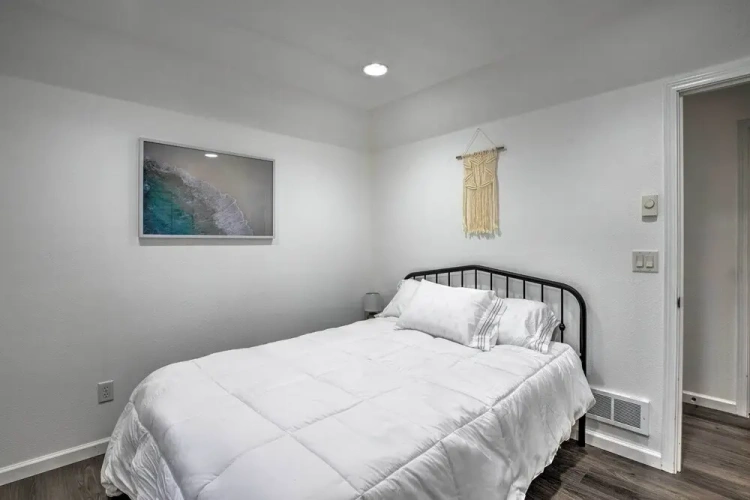 3 Bedrooms Cottage