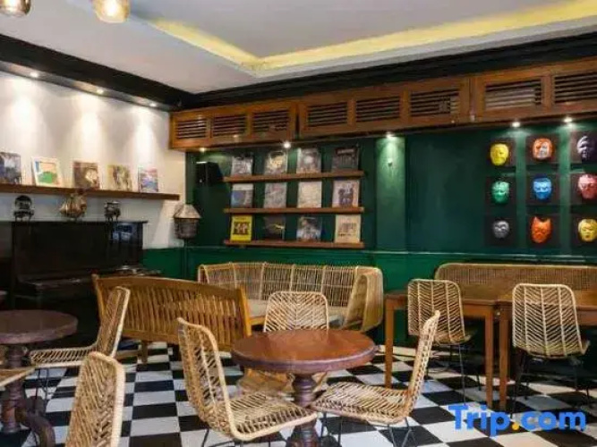 Briggs Inn Batu