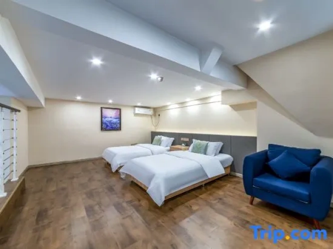 Double Duplex Suite