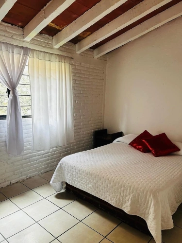 2 Bedrooms Standard Family room