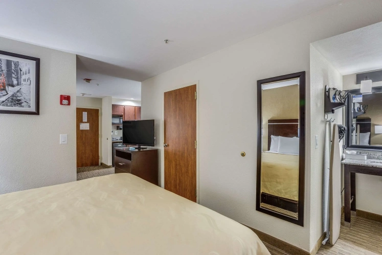 Double Suite