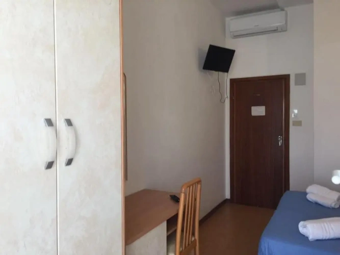 Standard Triple room with balcony