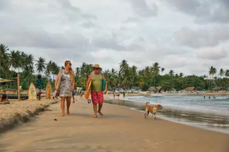 Laya Bay