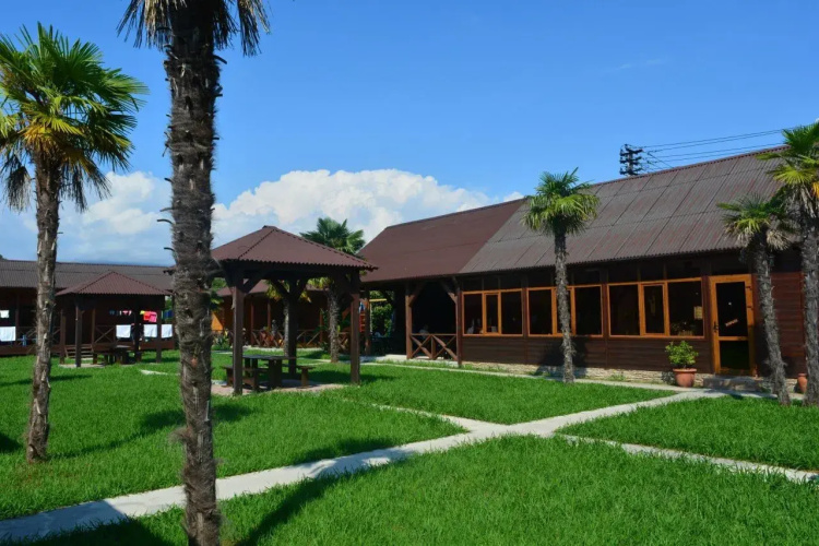 Ldzaa Guest house