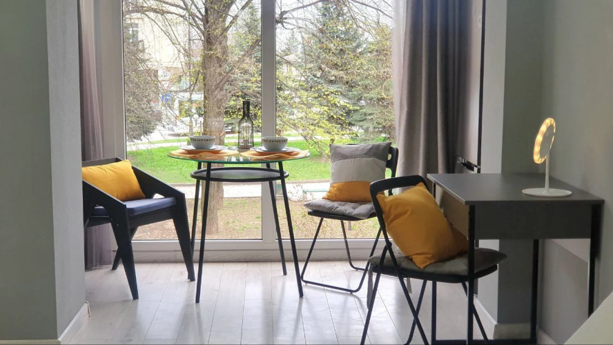 Фотография номера квартиры Квартира однокомнатная с панорамным видом на сквер