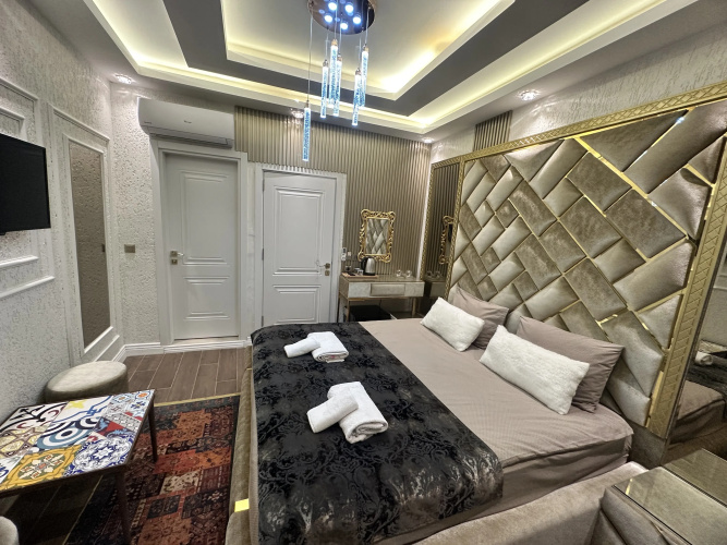 TH Old City Hotel