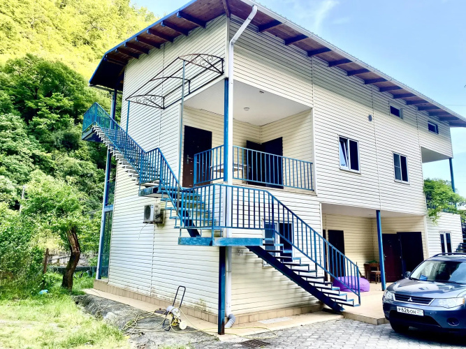 V Zhoekvarskom Uschelye Mini Hotel