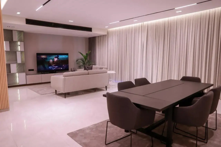 A Spacious 3 Bedroom Apartment With Modern Style