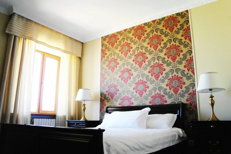 Tumar Hotel