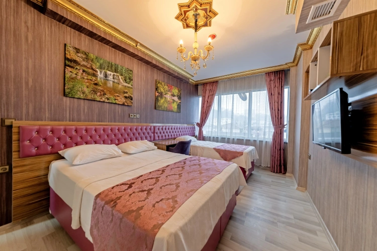 Superior Quintuple Suite with view