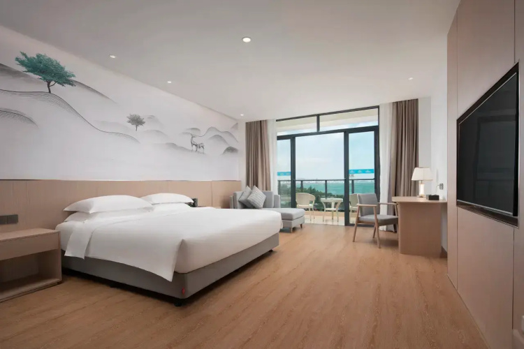 Deluxe Double room with balcony and with sea view