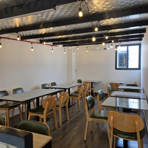 Cozy Cubes Hostel