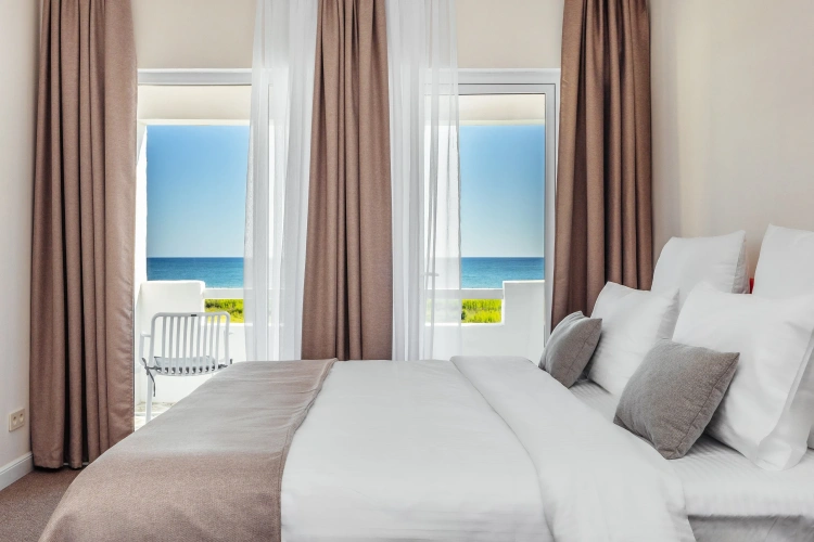 2 Bedrooms Suite with balcony and with view