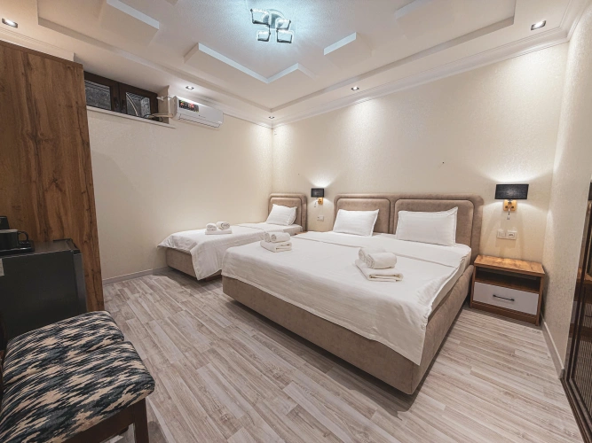 Economy Family room