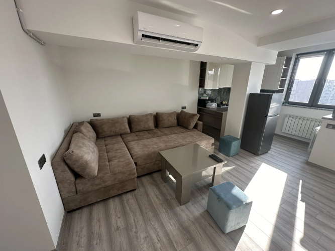 Homely 2 Apartment