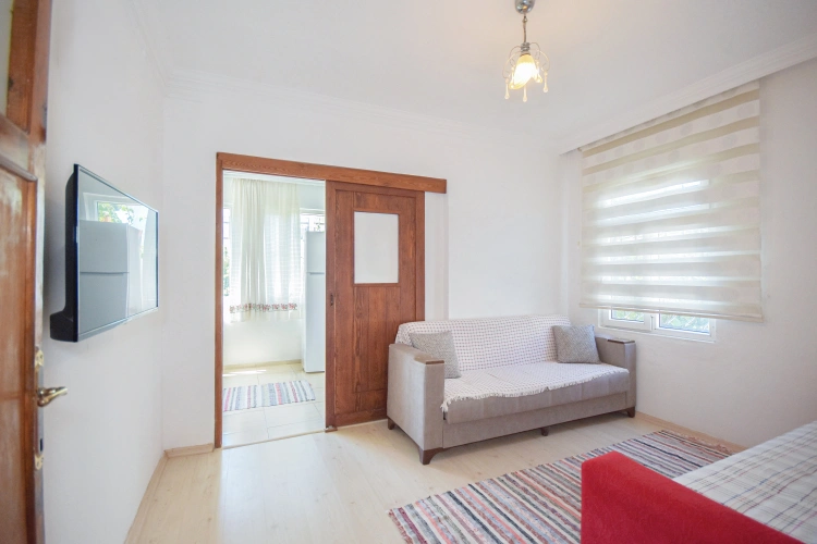 2 Bedrooms Comfort room with balcony