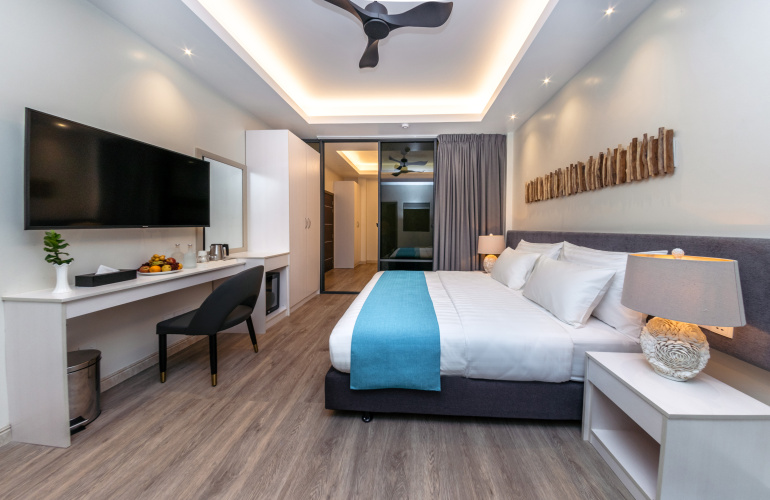 2 Bedrooms Family room