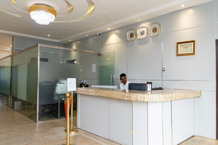 Mayors & Diplomat Suite GRA Hotel
