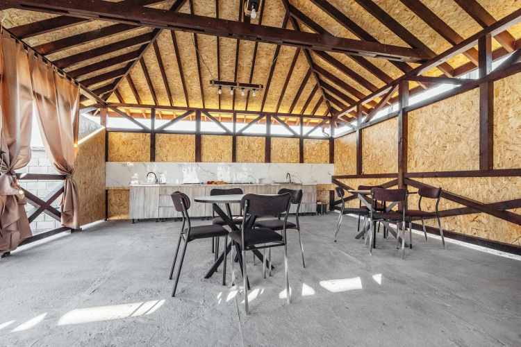 "bronau Aylana" Mini hotel