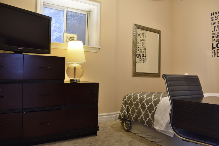 Chicagoland Guest house